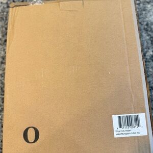 Metal Monogram Letter 'O'